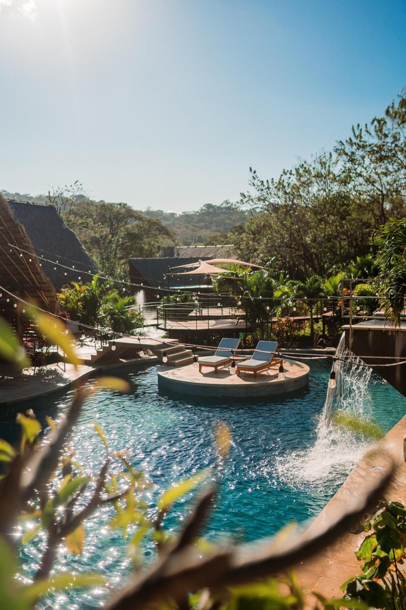 Hotel Treecasa & Nicaragua